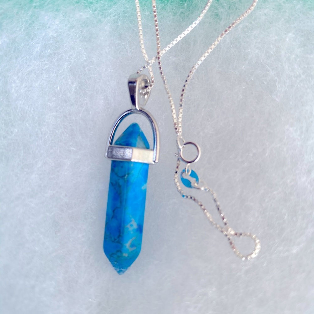 Blue lace agate natural crystal silver necklace